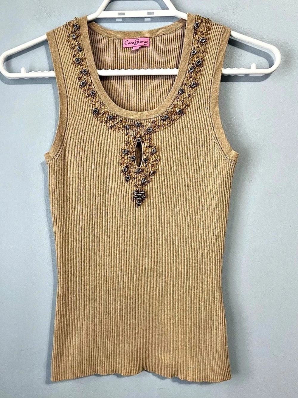CocoBongo Tan & Gold Beaded Ribbed Spun Silk Stretch Keyhole Tank Top M